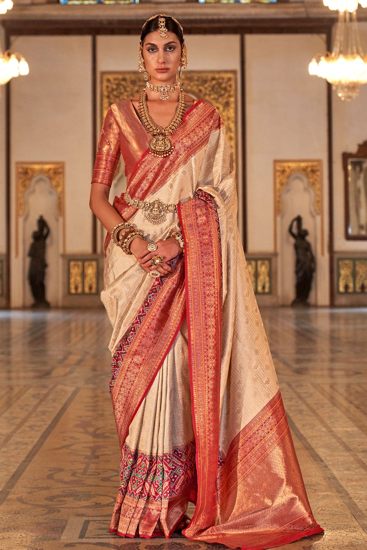 Tussar Patola Silk Printed Saree With Zari Weaving