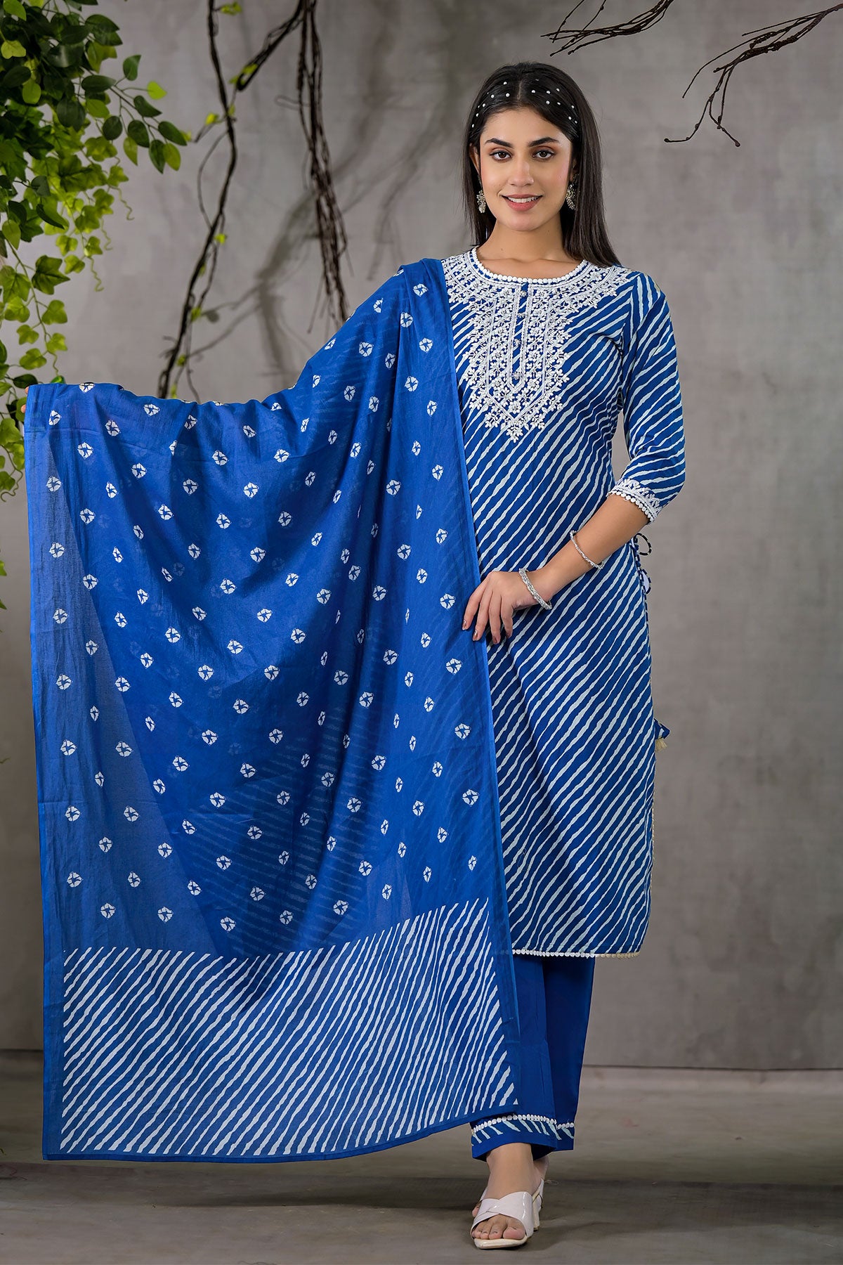 Blue Cotton Leheriya Printed Kurti Set