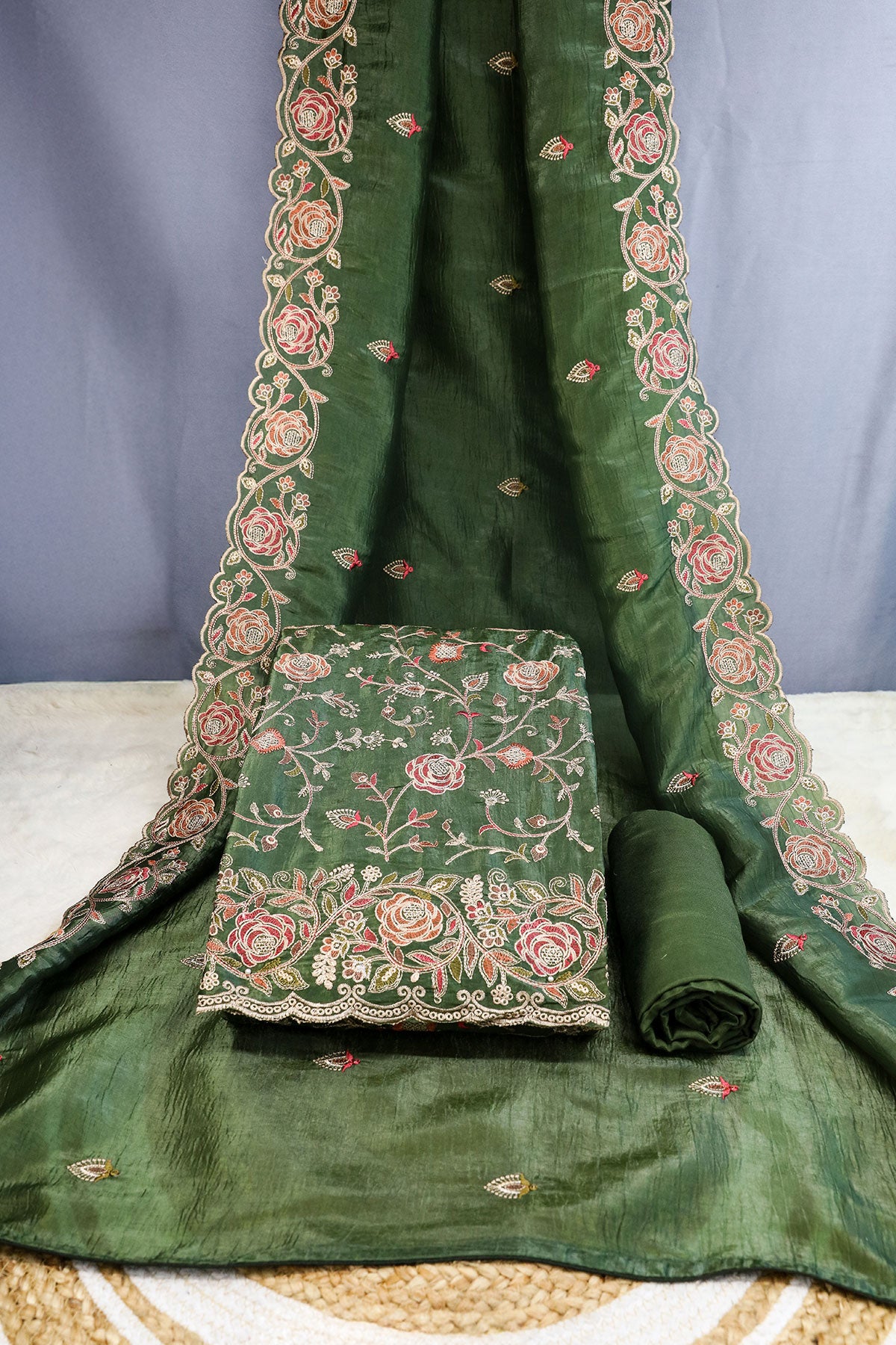 Green Organza Floral Thread Zari Embroidered Suit Set