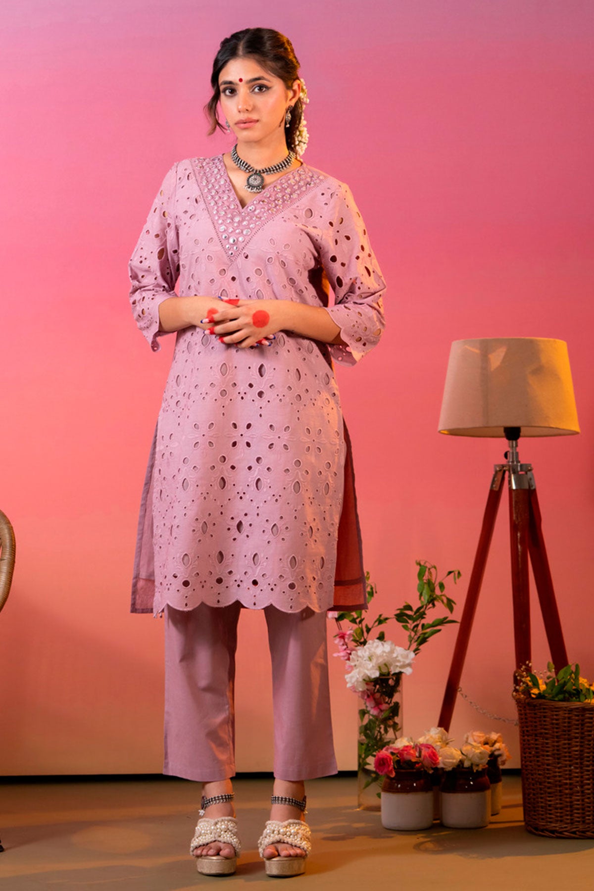 Mauve Cotton Mirror Embroidered Kurta And Pant Set