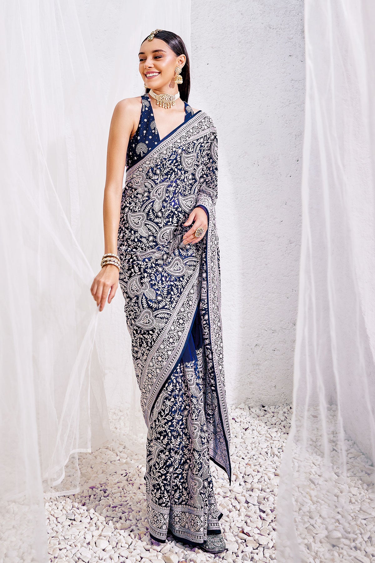 Navy Georgette Contrasting Thread Embroidered Saree