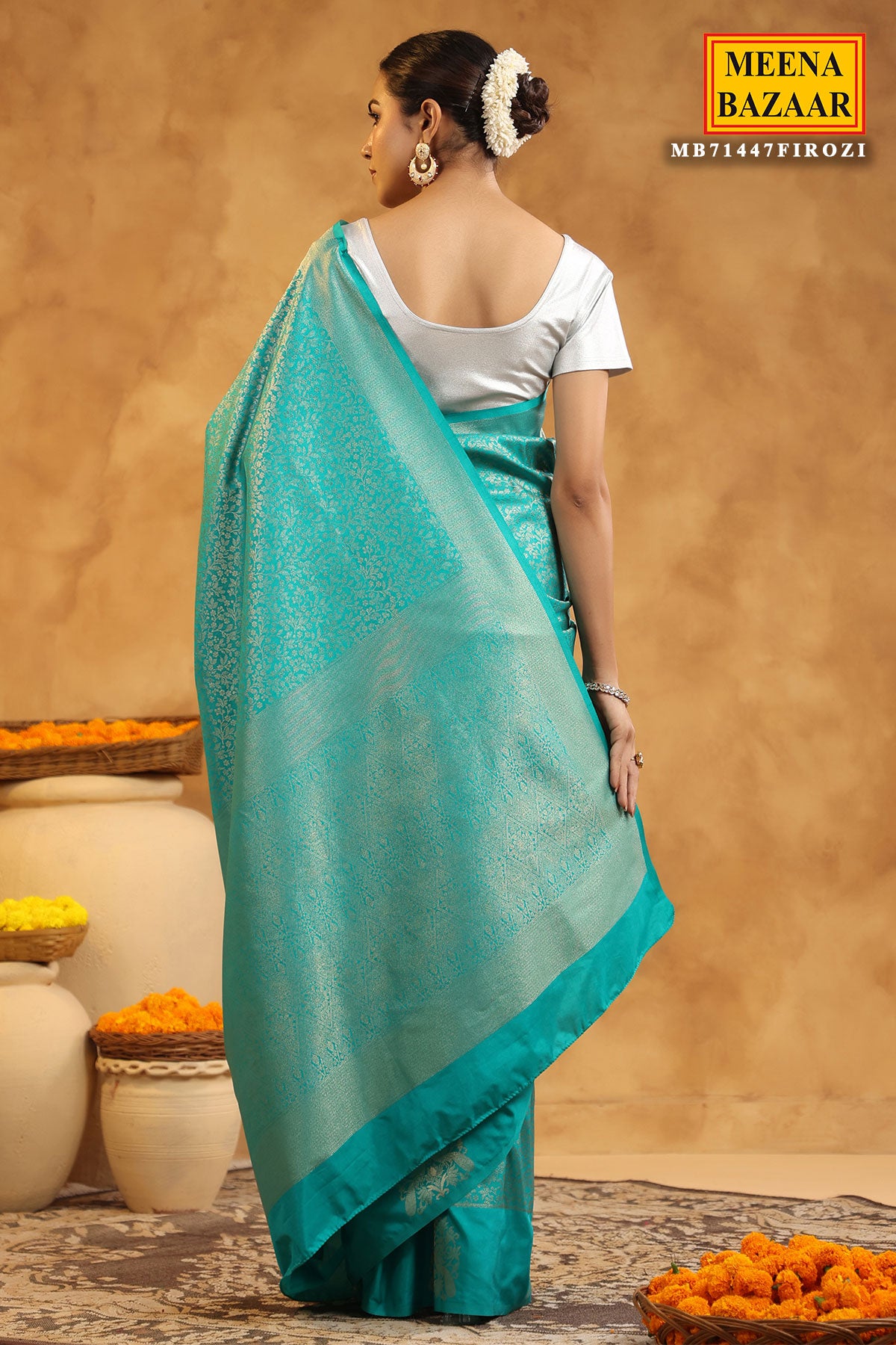 Firozi Silk Saree With Zari Weaving