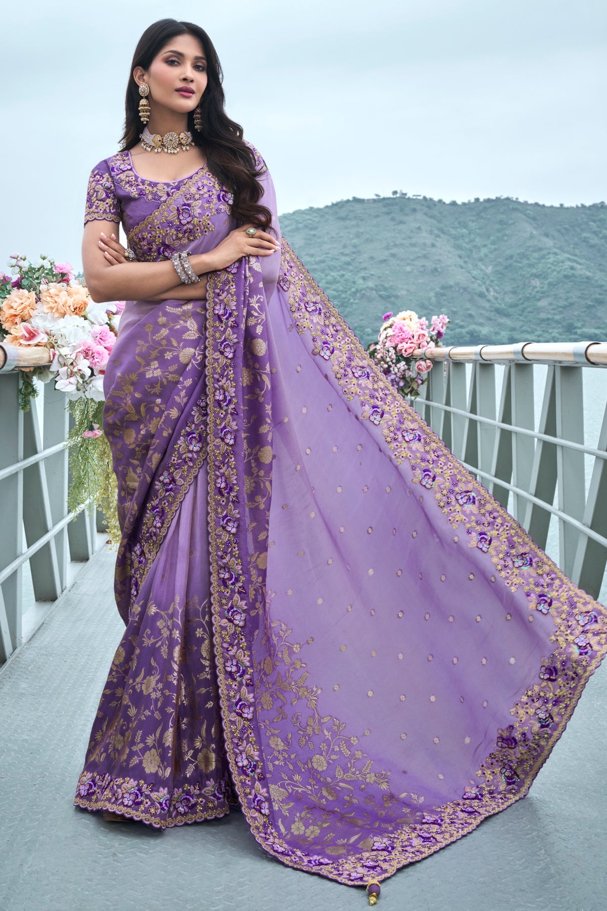 Purple Viscose Silk Blend Zari Weaving Saree