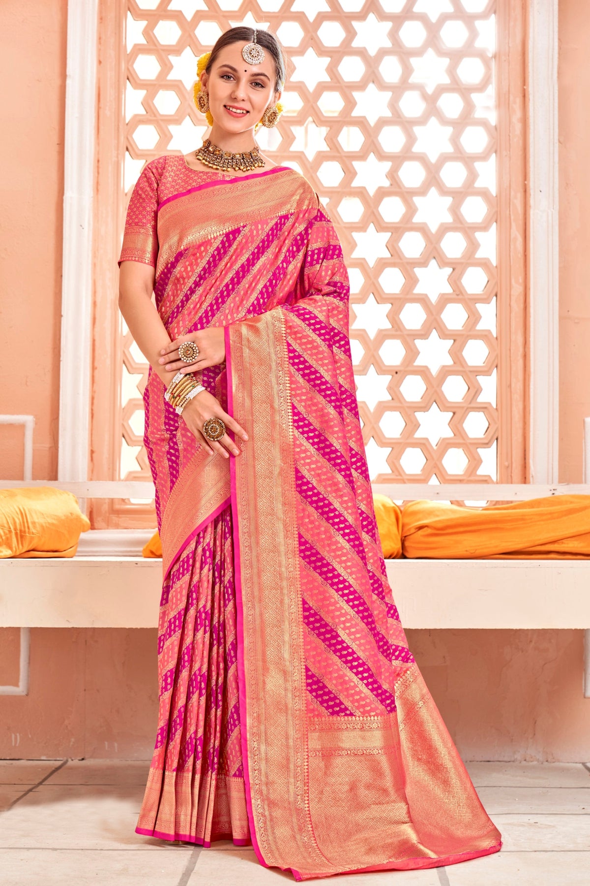 Rani Banarasi Silk Floral Zari Weaving Saree