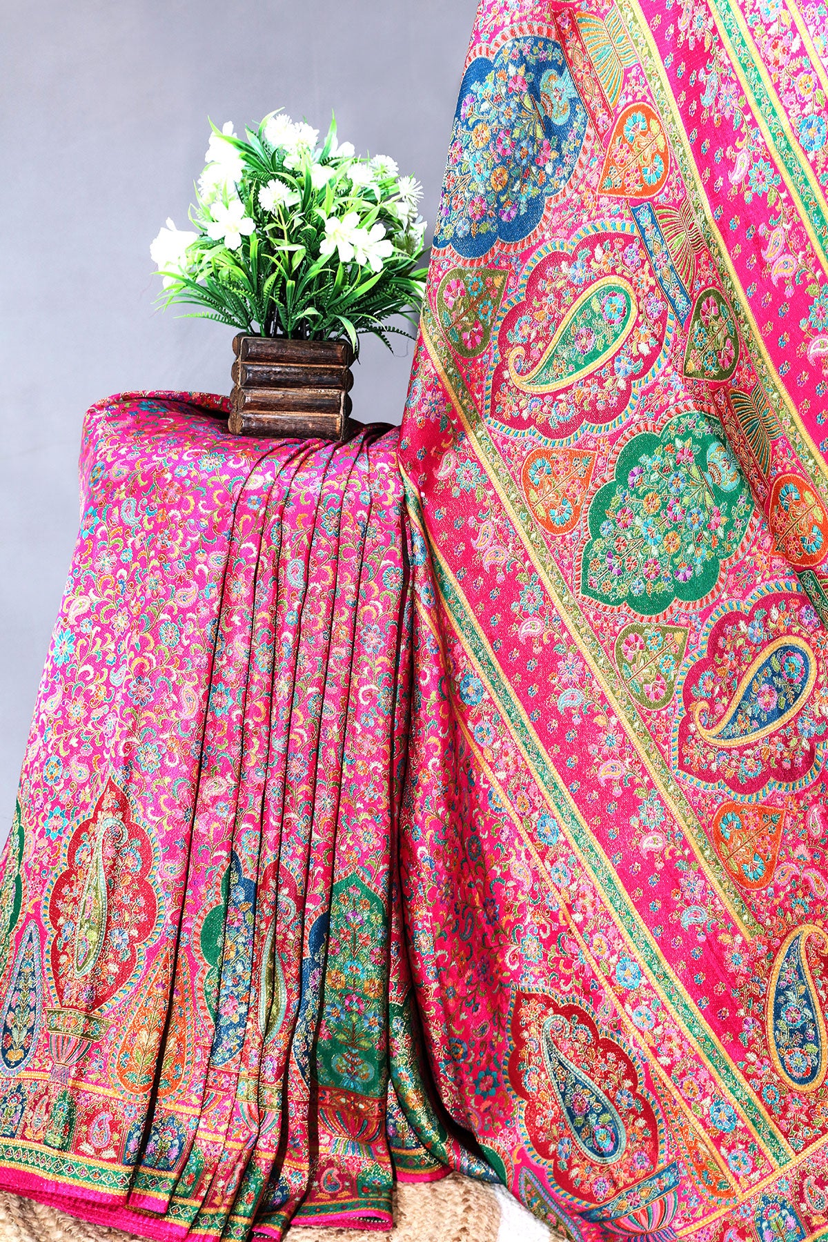 Rani Silk Weaving Saree Elegant Traditional & Festive Wear