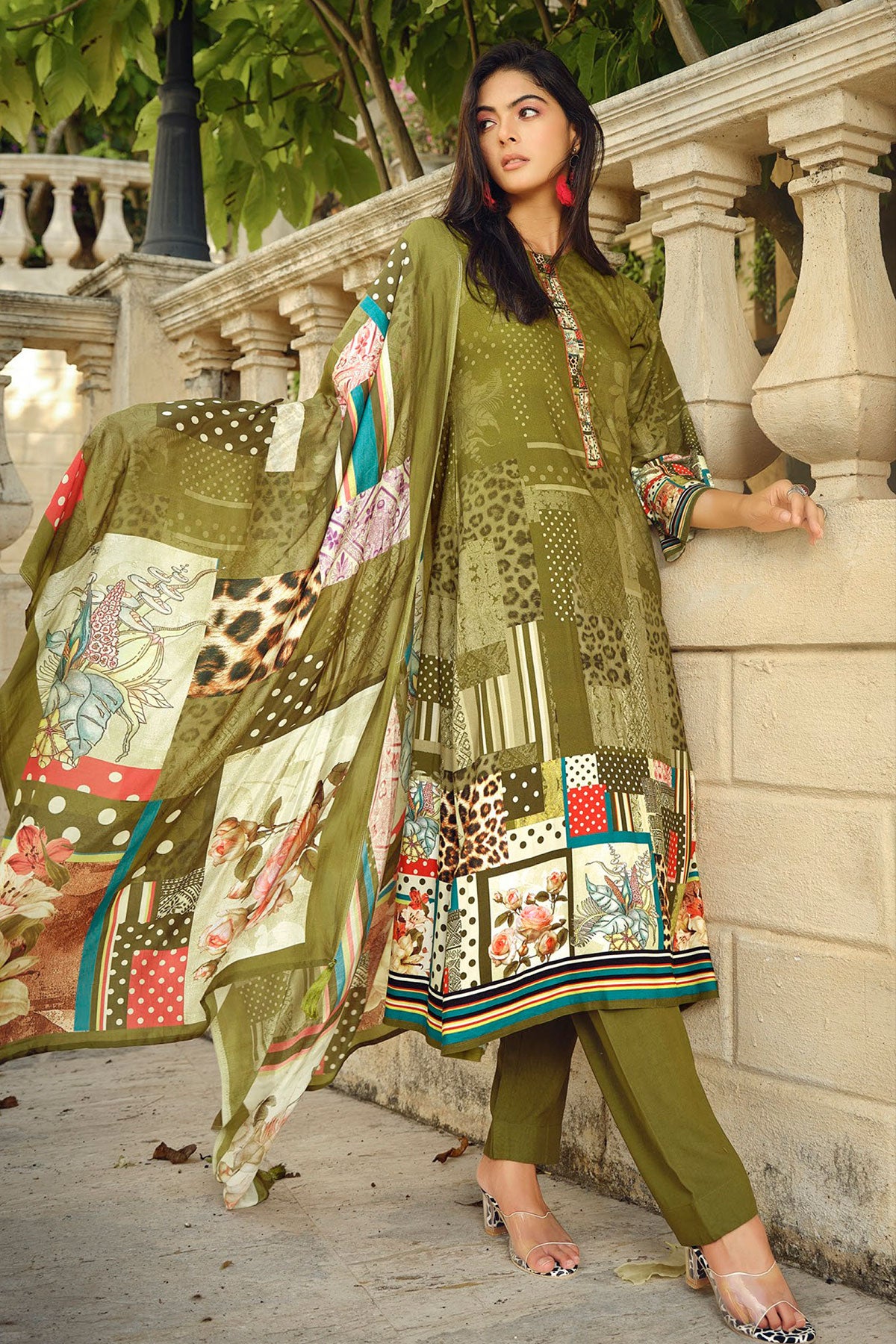 Mehandi Pashmina Printed Suit