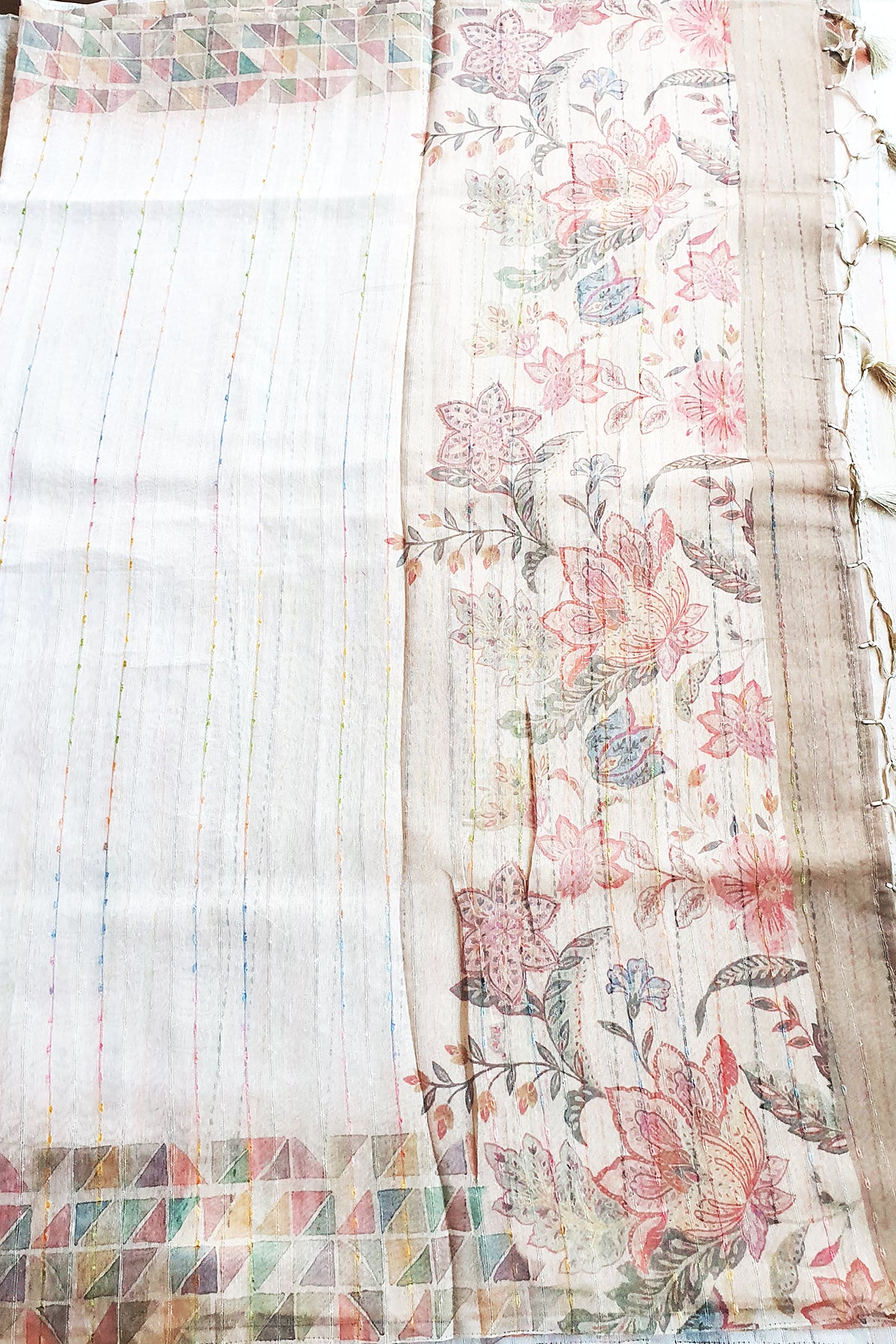Cream Linen Floral Printed Weaving Saree