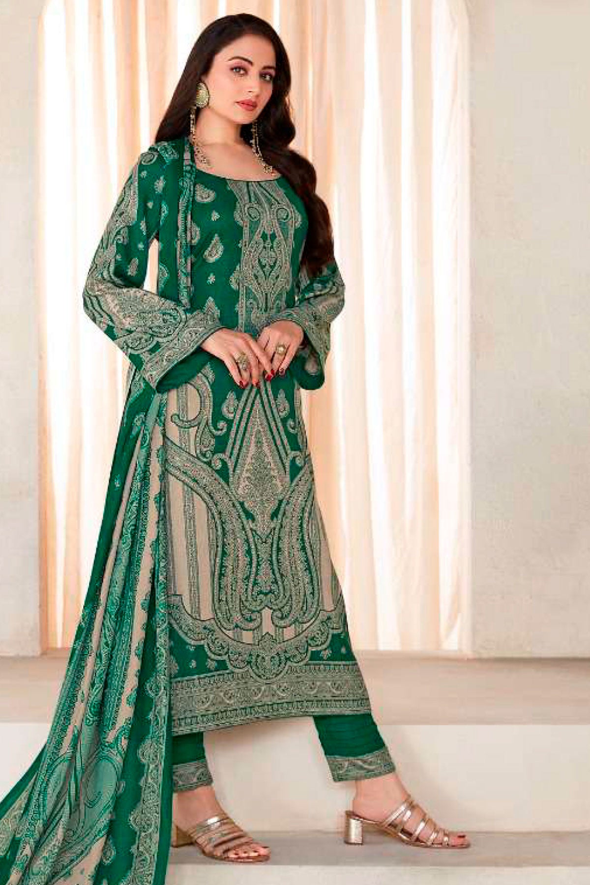 Green Pashmina Contasting Woven Suit Set