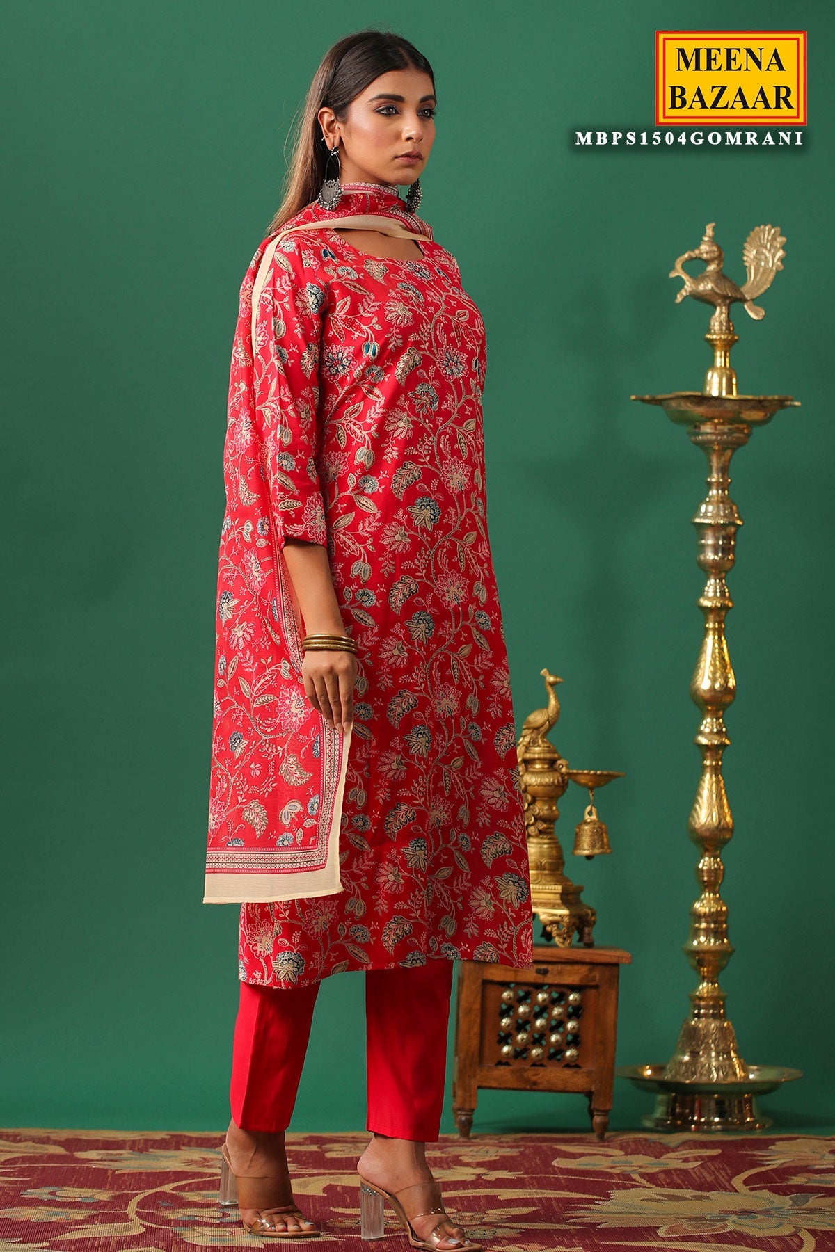 Rani Muslin Floral Printed Zari Embellished Suit