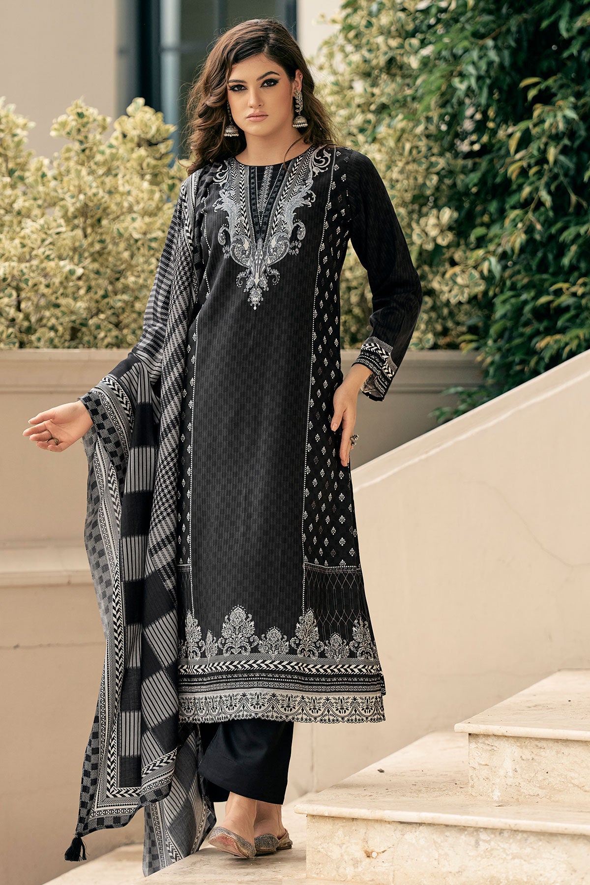 Black Viscose Pashmina Printed Suit Set