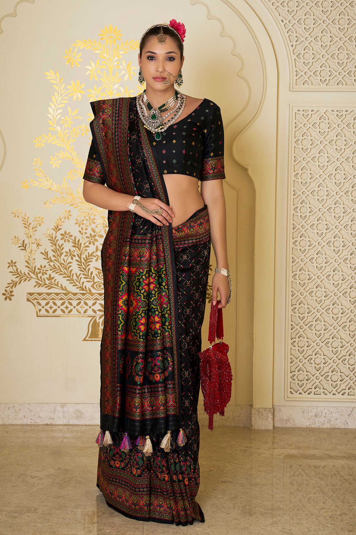 Black Silk Zari Thread Weaving Saree