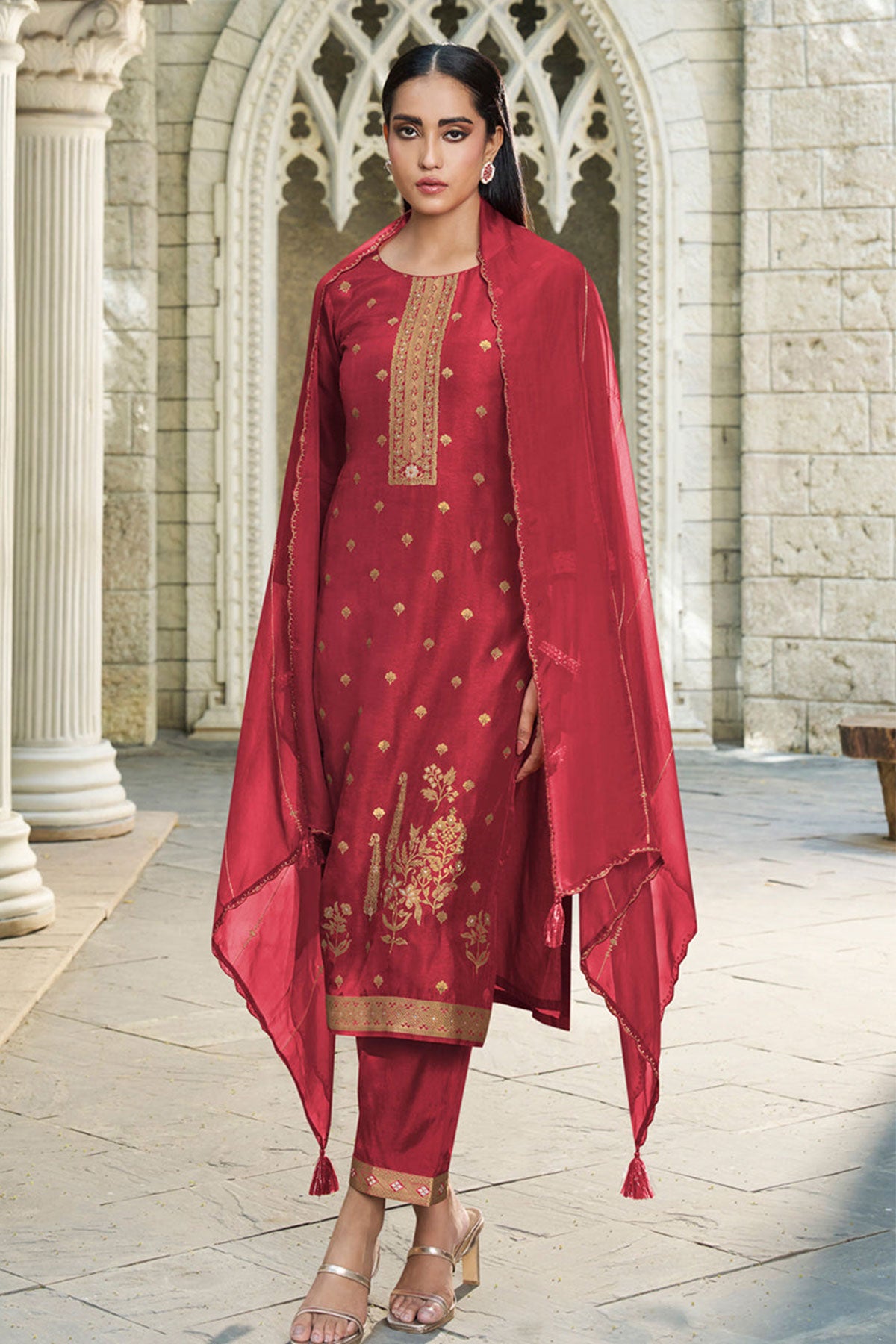 Scarlet Red Dola Silk Jacquard Weaving Suit Set