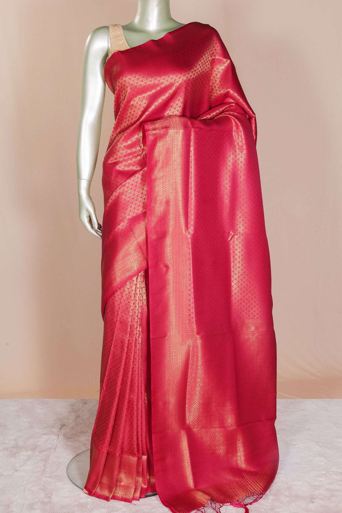 Rani Silk Weaving Saree Elegant Festive & Wedding Wear Saree