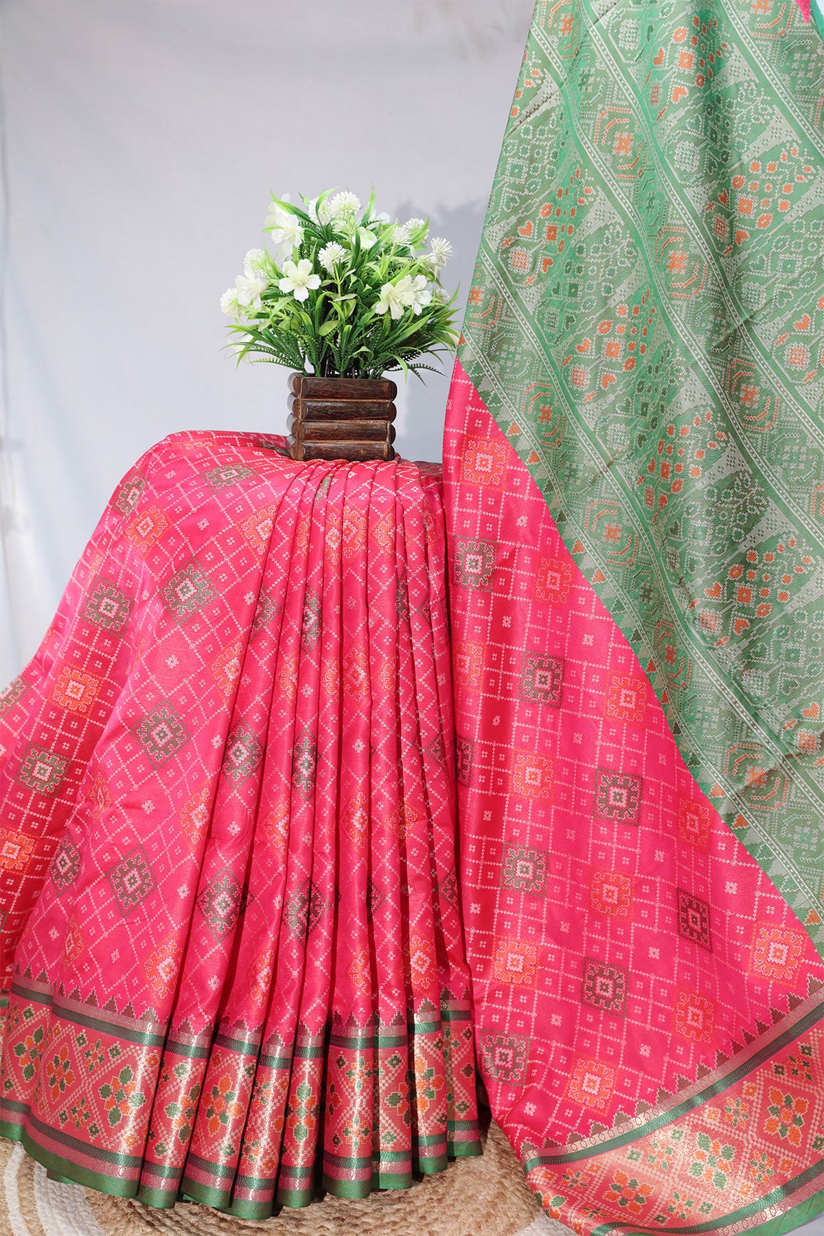 Rani Silk Weaving Saree Elegant Traditional & Festive Wear
