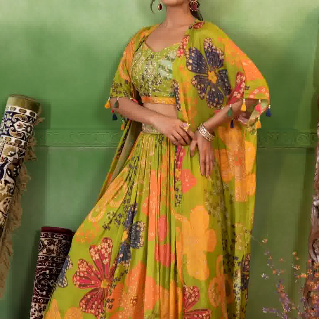21 Popular Mehndi Function Dresses For An Ultra Chic Look | Mehndi function  dresses, Function dresses, Bridal dress fashion